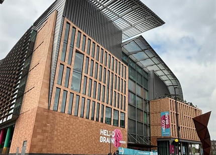 Customer story - An entrance solution designed for landmark architecture