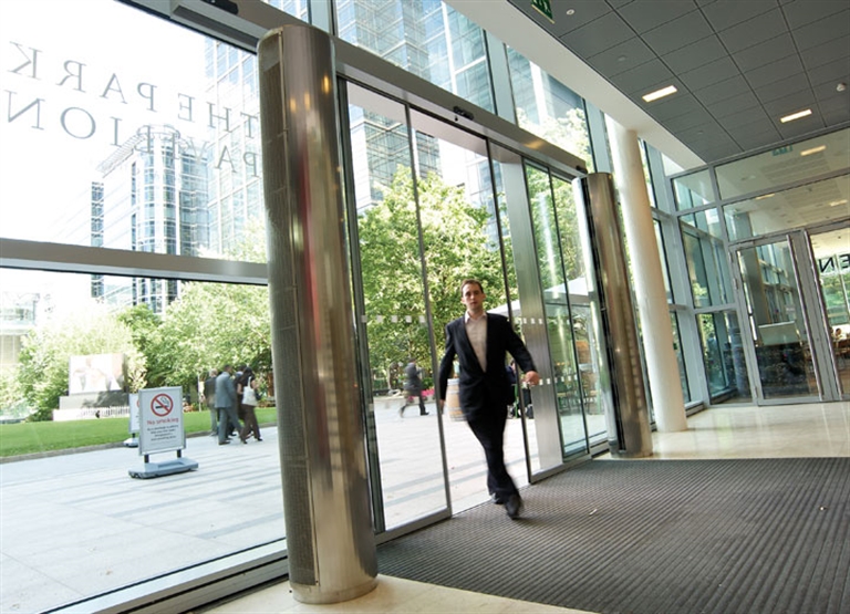 Office air curtains