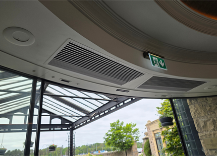  New Recessed Aris brings greater versatility to commercial entrances  