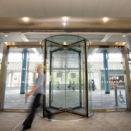 Air curtains at 151 Buckingham Palace Road, London