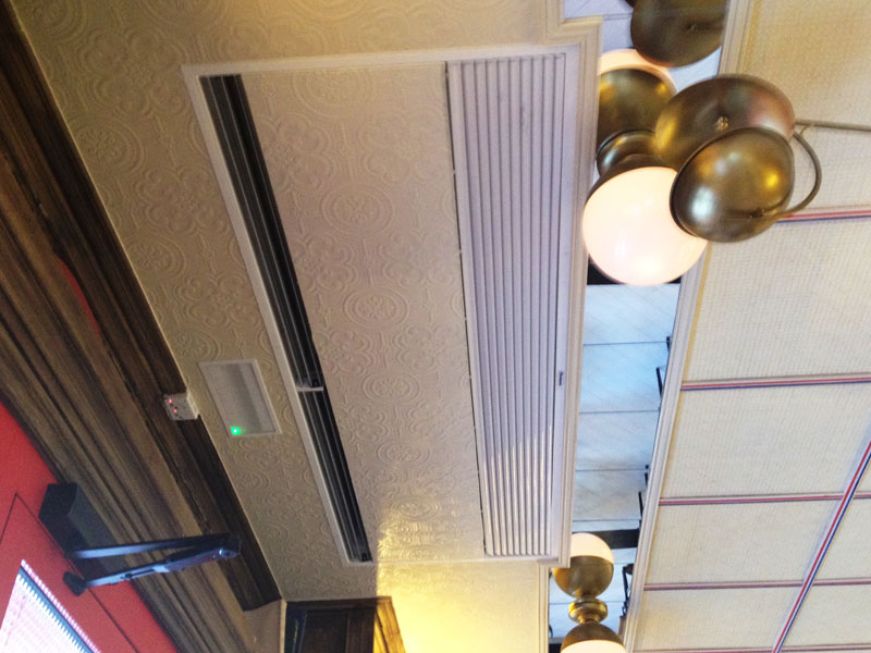 Windbox Suspended Ceiling at Restaurante Martineta Zone Zip, Madrid